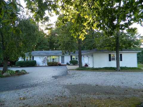 1077 County Road 1850E, Fairfield, IL 62837