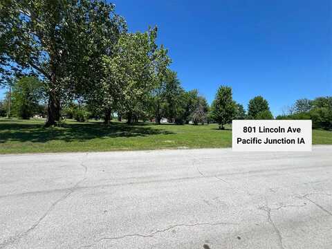 801 Lincoln Ave, Pacific Junction, IA 51561