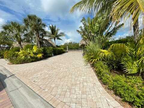 825 River View Dr, Everglades City, FL 34139