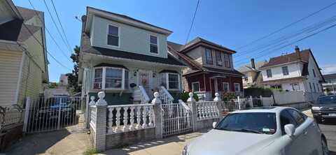 10916 118 Street, Richmond Hill, NY 11420