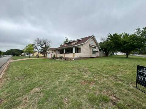 701 Noble St, Alva, OK 73717