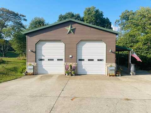 68 Ballard Street, West Union, OH 45693