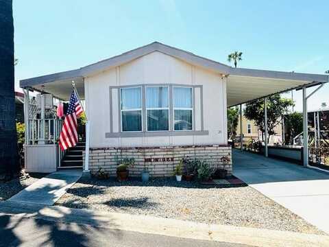 13594 Highway 8 Bus., Lakeside, CA 92040