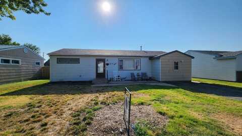 608 N Eighth Ave, Hill City, KS 67642