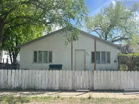 507 E. 2nd St., Valentine, NE 69201