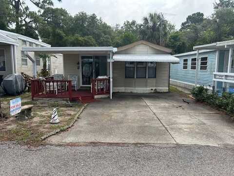 9014 Bolton Ave, Hudson, FL 34667