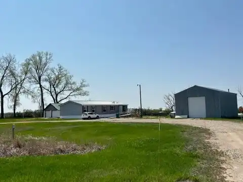 85 Elevator Road, Barlow, ND 58421