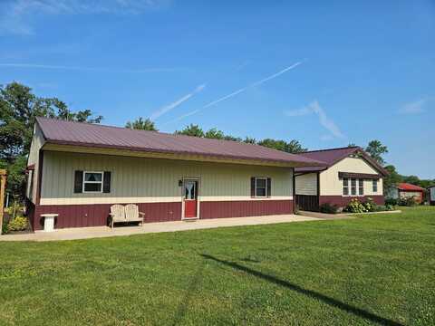 2925 N Stringtown Rd., Olney, IL 62450