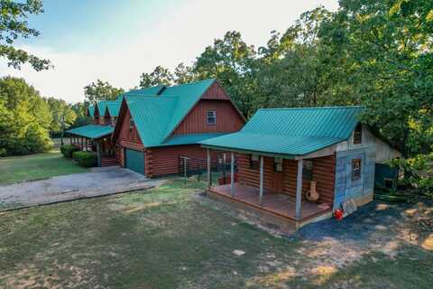 1120 N 4230 Rd, Hugo, OK 74743