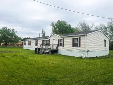 706 Webster St., Bladen, NE 68928