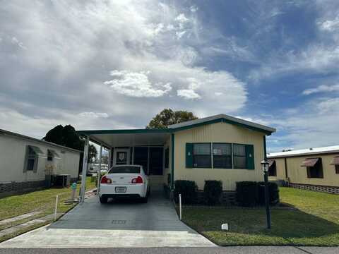 145 Three Iron Dr., Mulberry, FL 33860