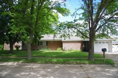 1711 Cherokee Lane, Broken Bow, NE 68822