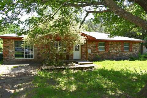 1123 N 4244 Rd, Hugo, OK 74743