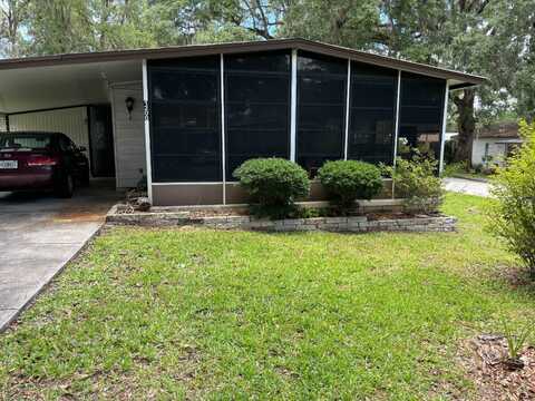 1200 Crest Circle, Brooksville, FL 34601