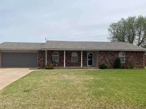 1420 N Maple St, Seiling, OK 73663