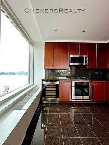 240 Riverside Blvd, New York, NY 10069