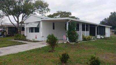 333 Magnolia Drive, Fruitland Park, FL 34731