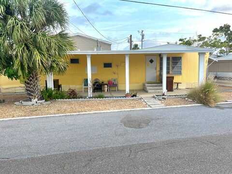 1375 Pasadena Ave S, St petersbrg, FL 33707