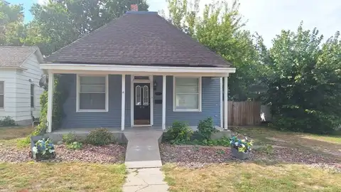 327 King Street, Chadron, NE 69337