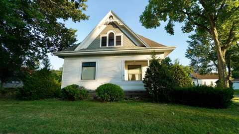 314 Richard Street, Henry, IL 61537