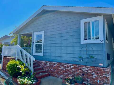 10681 OAK ST, LOS ALAMITOS, CA 90720