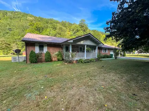 7966 Old Turnpike Rd, Little Birch, WV 26629