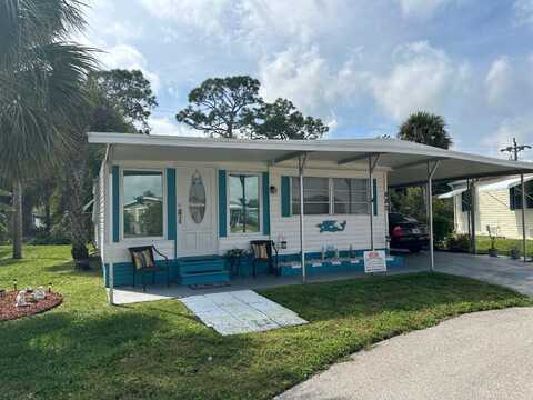 882 Peg Leg Ct, Fort Myers, FL 33917