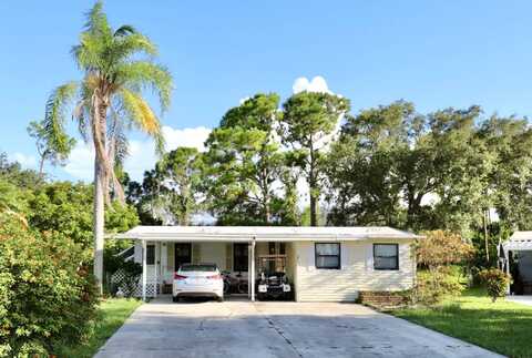 9769 Spyglass Ct, North Fort Myers, FL 33903