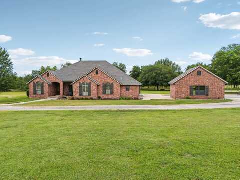 8213 9th, Beggs, OK 74421