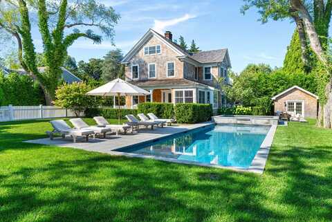 44 Buell Lane, East Hampton, NY 11937