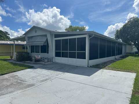 293 Magnolia Drive, Fruitland Park, FL 34731