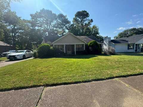 3835 Silver Chalice Dr, Memphis, TN 38115