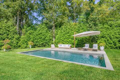 157 Hampton Street, Sag Harbor, NY 11963