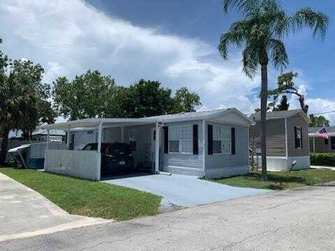 6 Susan Circle, Greenacres, FL 33463