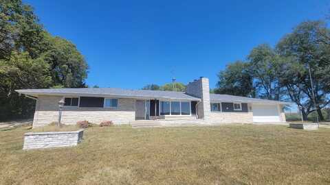 3863 E Road, Otoe, NE 68417