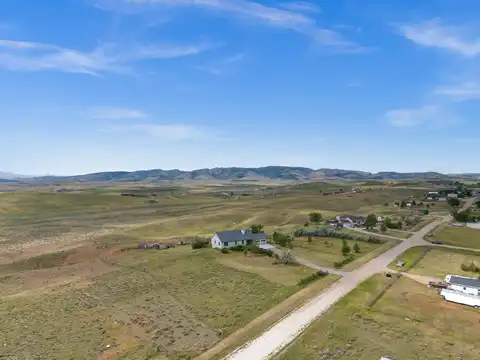 40 Cottonwood Drive, Douglas, WY 82633