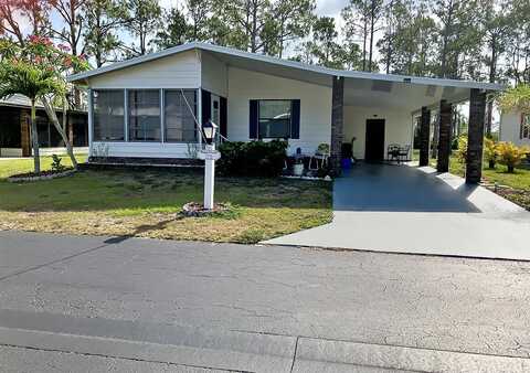 19500 CHARLESTON CIRCLE, N. Fort Myers, FL 33903