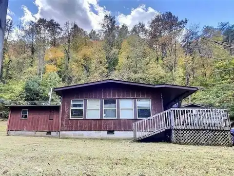 388 Armory Road, Prestonsburg, KY 41653