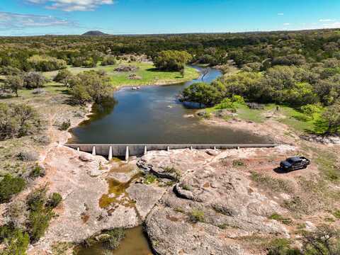 551 S County Road 427, Goldthwaite, TX 82009