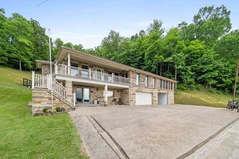 135 Braxton St, Gassaway, WV 26624