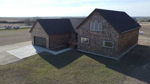 181 Country View Ln, Ellis, KS 67637