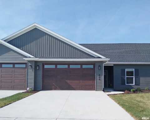 444 N 3RD Avenue, Eldridge, IA 52748