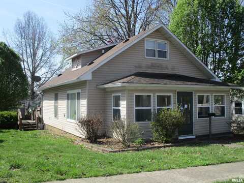 212 W Lindell Street, West Frankfort, IL 62896