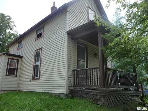 1209 GAINES Street, Davenport, IA 52804