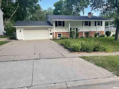 3317 FOREST Road, Davenport, IA 52807