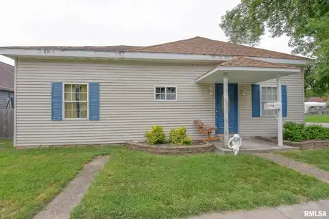 603 W 1ST Street, Taylorville, IL 62568