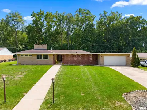 60 LAUREL Drive, Canton, IL 61520