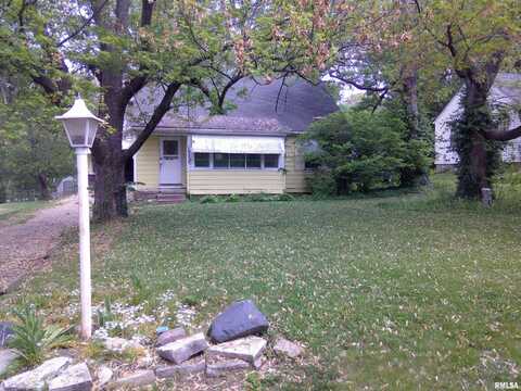 407 W CLARA Avenue, Peoria, IL 61614