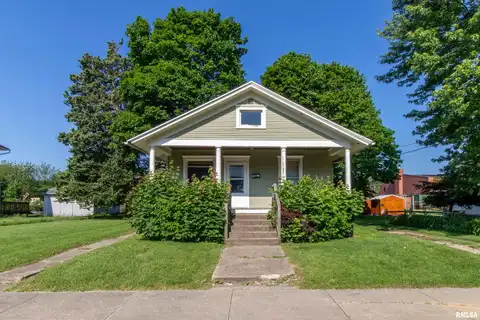 800 NW 1ST Avenue, Galva, IL 61434