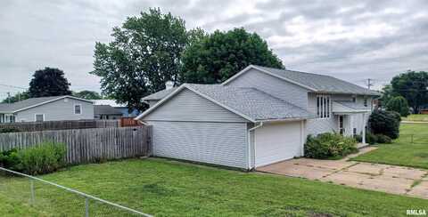 816 14TH Avenue, Camanche, IA 52730